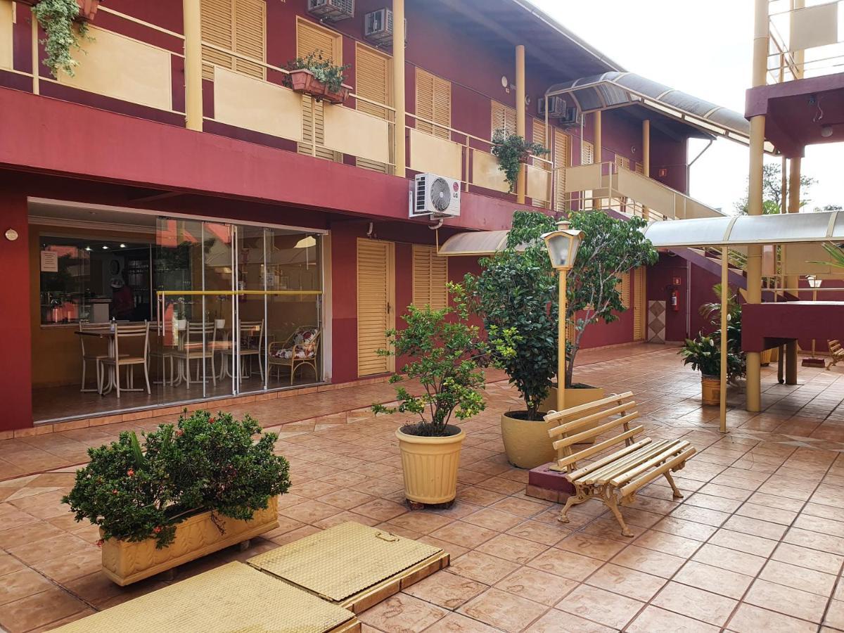 Hotel Sta Monica Marília Kültér fotó